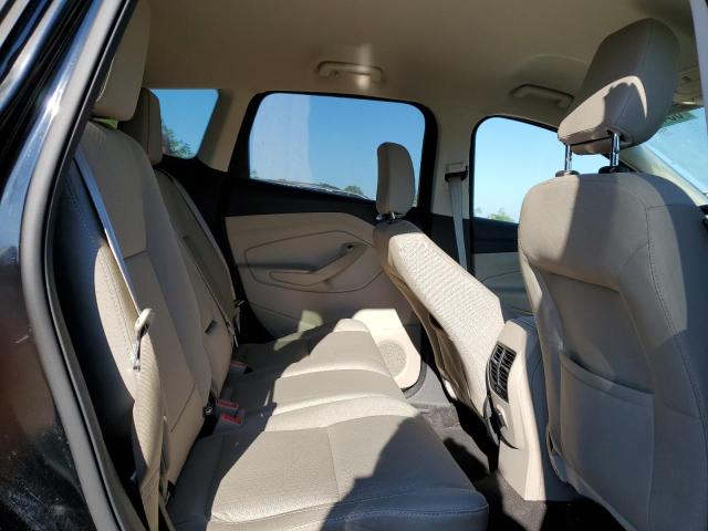 1FMCU9G92JUC63509 Ford ESCAPE SE