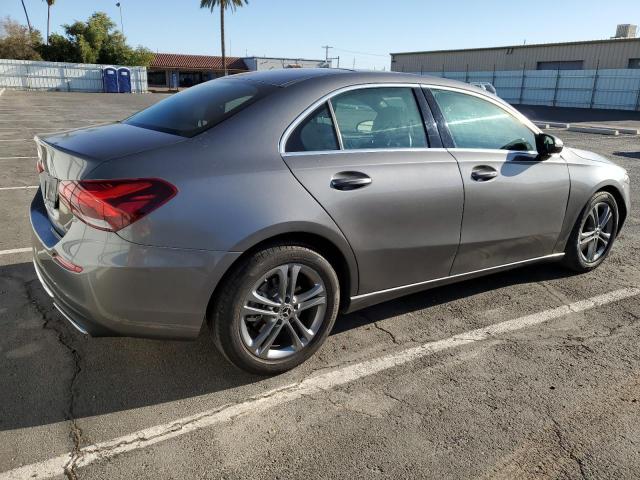 W1K3G4EB3LJ207996 Mercedes-Benz A 220