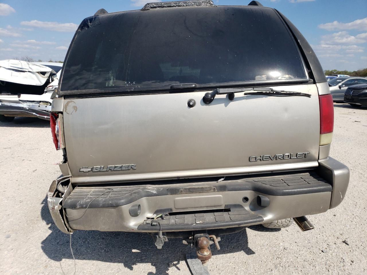 1GNCS13W02K158396 2002 Chevrolet Blazer