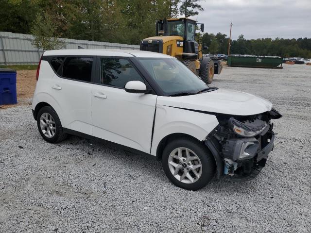 KNDJ23AU6N7159931 Kia Soul LX 4