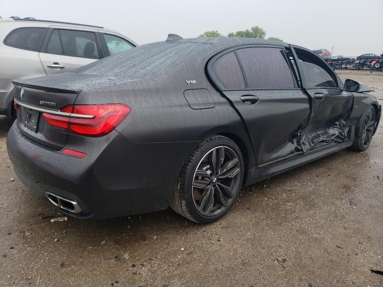  BMW M7 2018 Вугільний