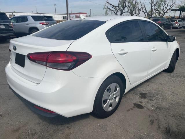 3KPFK4A71JE218111 KIA FORTE LX