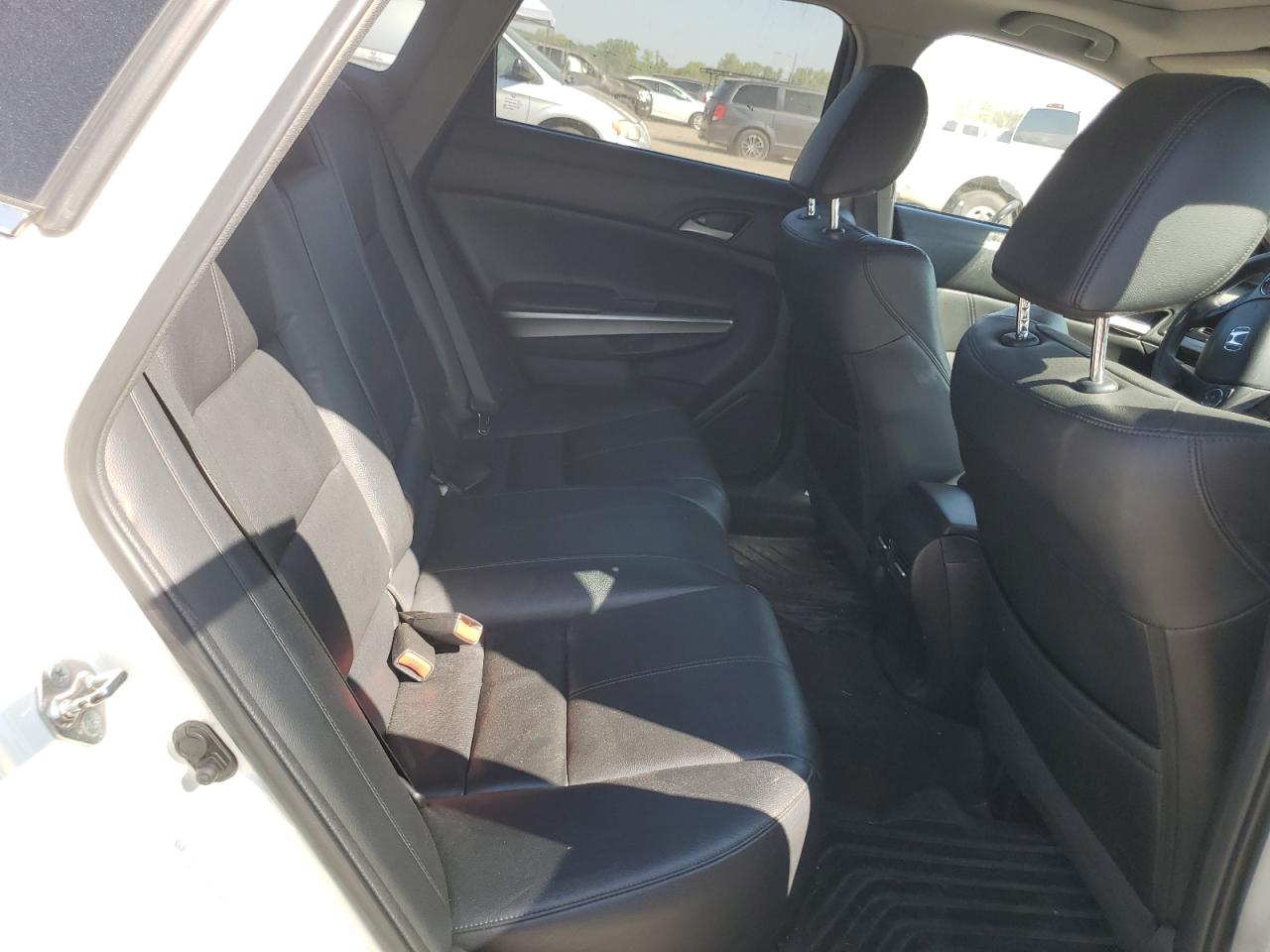 5j6tf2h51dl002054 5J6TF2H51DL002054 2013 Honda Crosstour Exl