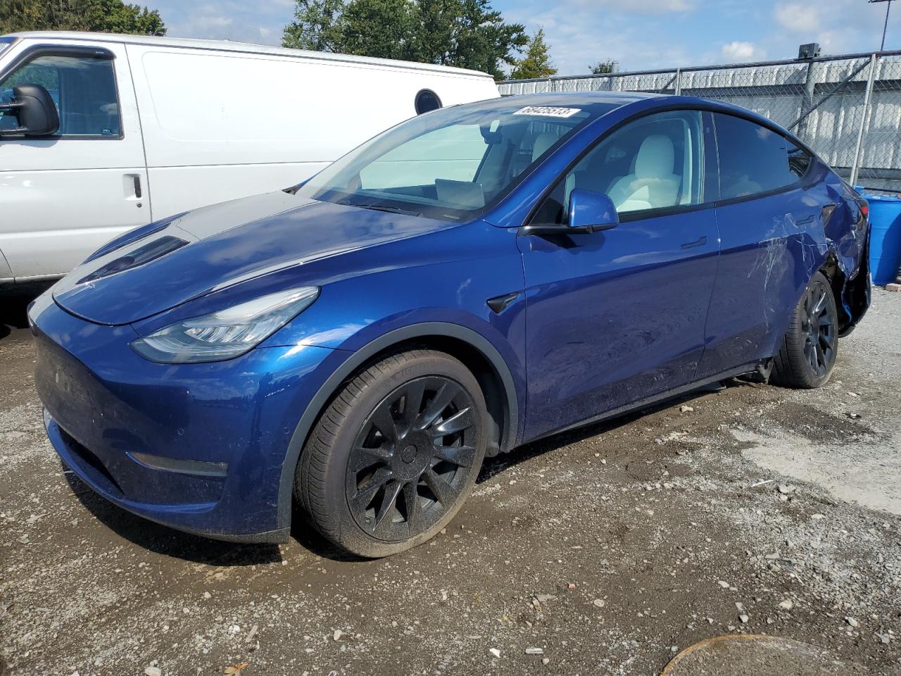 5YJYGDEEXLF024399 Tesla Model Y 