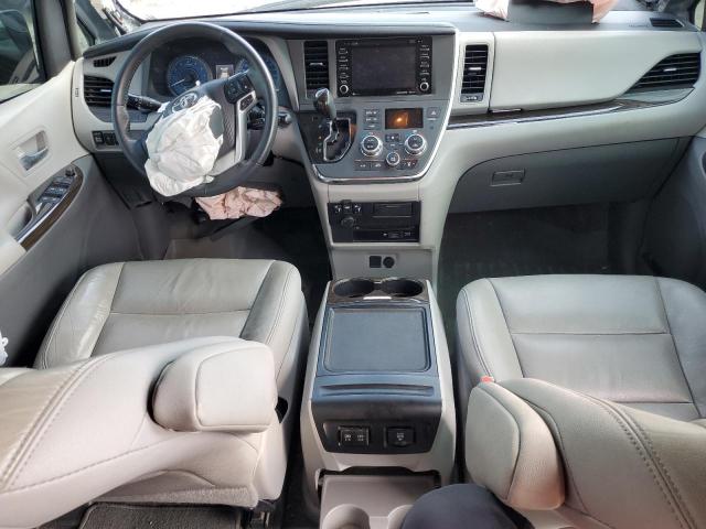 5TDYZ3DC9JS903695 Toyota SIENNA XLE