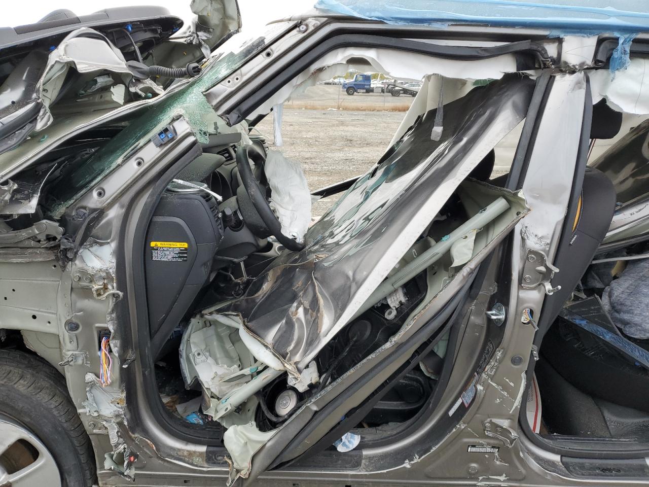 KNDJN2A21G7357304 2016 Kia Soul