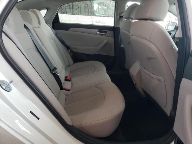 5NPE24AF8JH677649 Hyundai SONATA SE