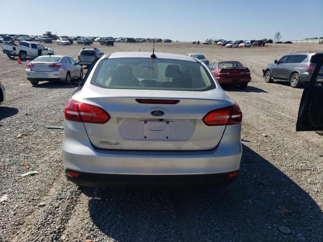 1FADP3E28JL239746 Ford FOCUS S