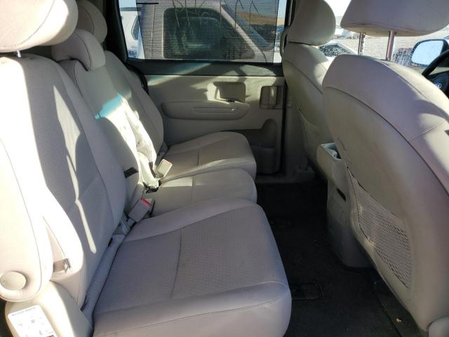 KNDMB5C15G6092436 KIA SEDONA LX