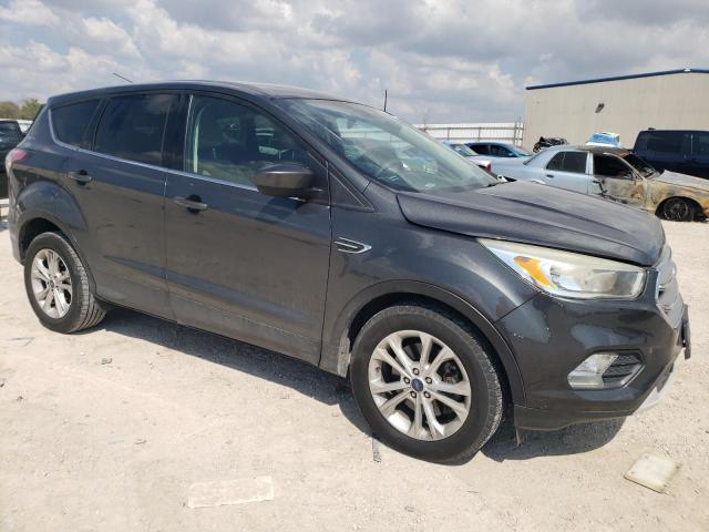 1FMCU0G98HUA15951 Ford ESCAPE SE
