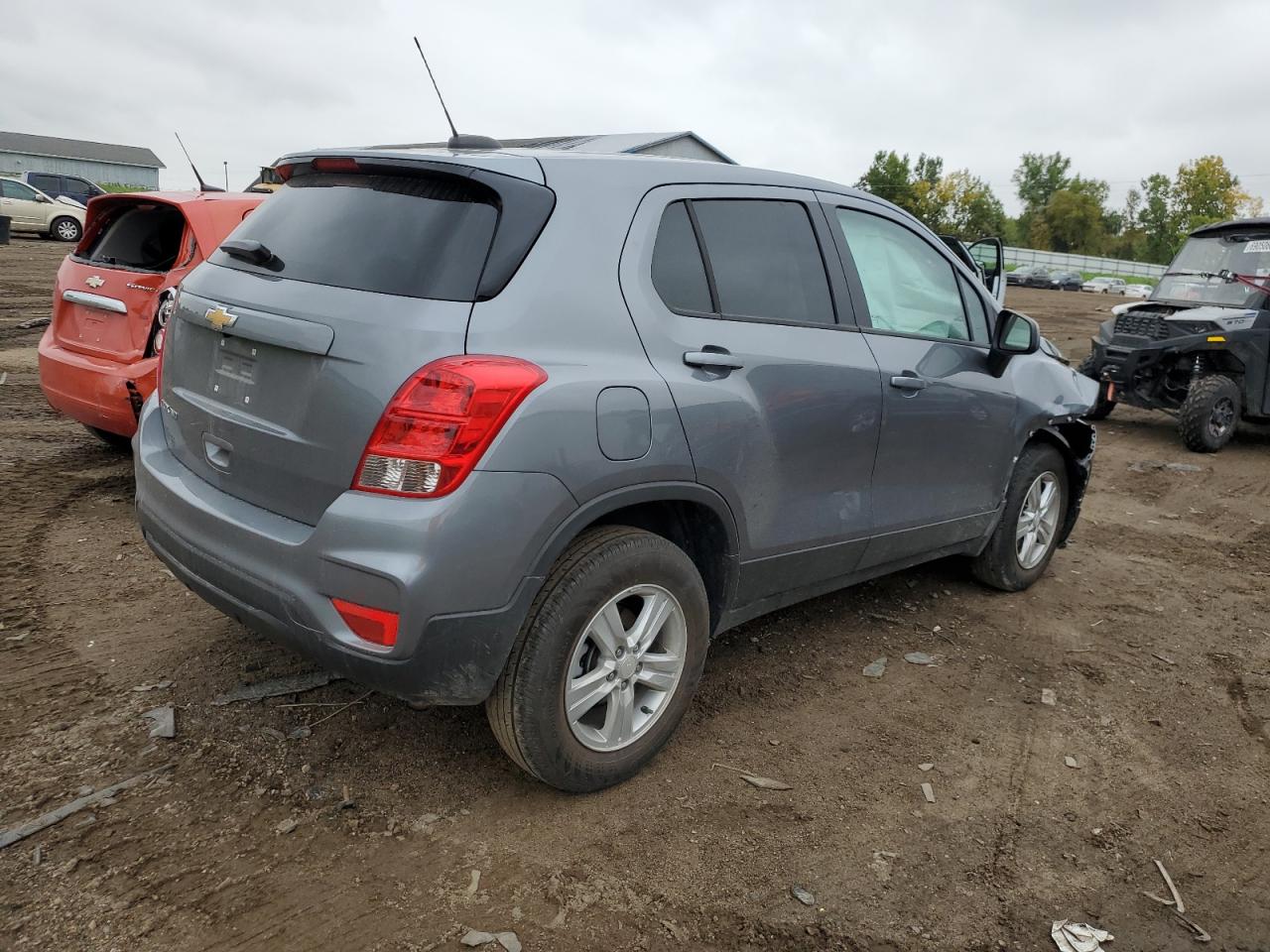 3GNCJNSB0LL258989 Chevrolet Trax LS 3