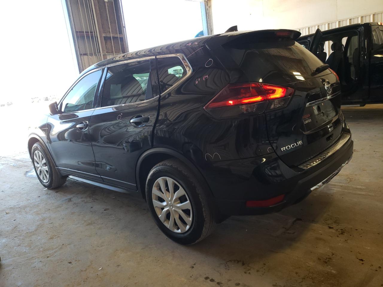 2020 Nissan Rogue S vin: 5N1AT2MT6LC714435