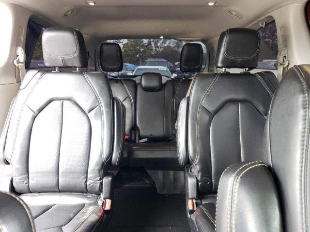 2C4RC1DG8LR176851 Chrysler Voyager Lxi