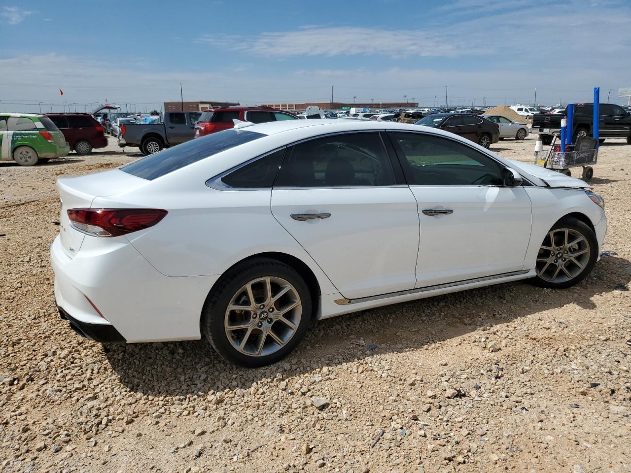 2018 Hyundai Sonata Sport vin: 5NPE34ABXJH665366