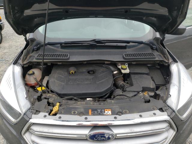 1FMCU9G96HUA83234 Ford ESCAPE SE