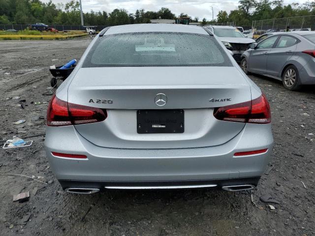 W1K3G4FB1MJ269963 Mercedes-Benz A 220 4matic