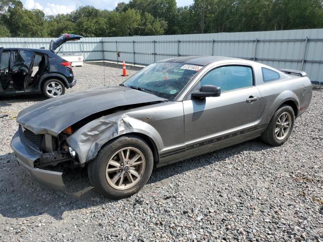 2005 Ford Mustang 