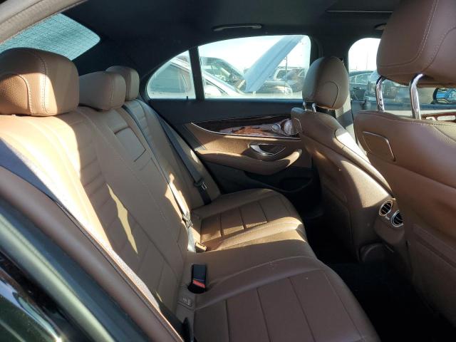 WDDZF4KB0JA422864 Mercedes-Benz E 300 4matic