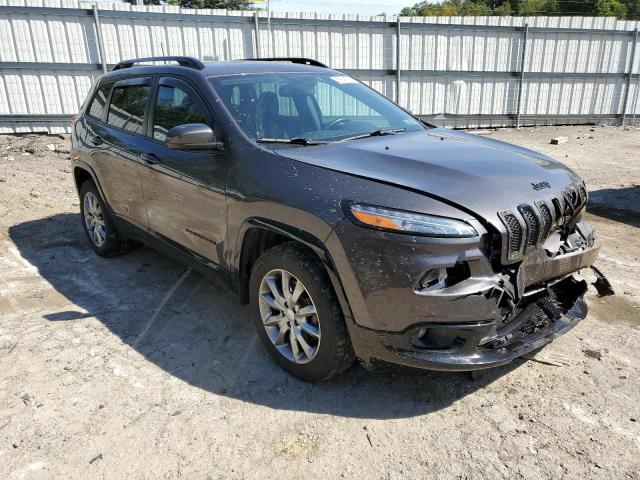 1C4PJMCX9JD586722 Jeep Cherokee Latitude