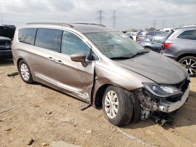 2C4RC1BG8HR537957 2017 CHRYSLER PACIFICA, photo no. 4