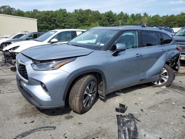 2021 Toyota Highlander Hybrid XLE