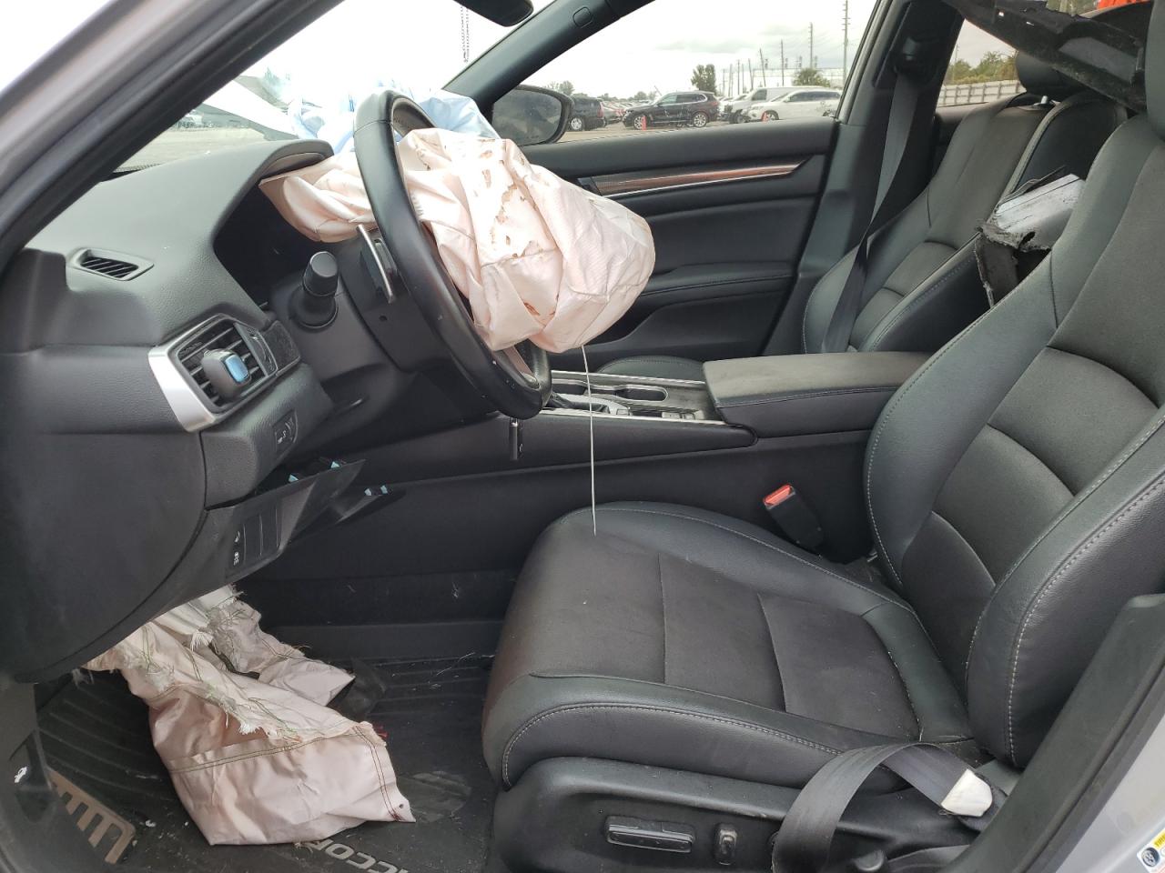 VIN: 1HGCV1F37LA141394 2020 HONDA ACCORD