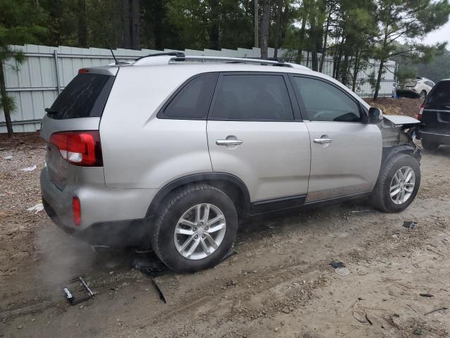 5XYKT3A64FG645998 KIA SORENTO LX