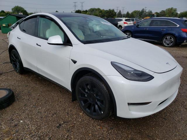 7SAYGAEE8PF696114 Tesla Model Y  4