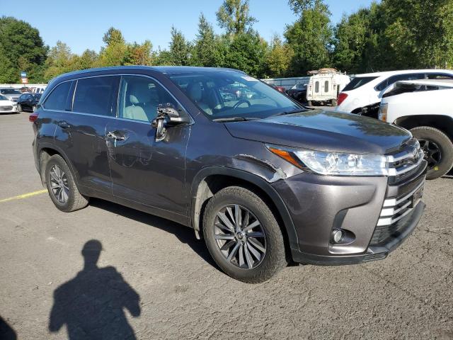 5TDJZRFH2HS403014 Toyota Highlander Se