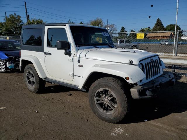 1C4AJWBG6GL276464 Jeep Wrangler Sahara