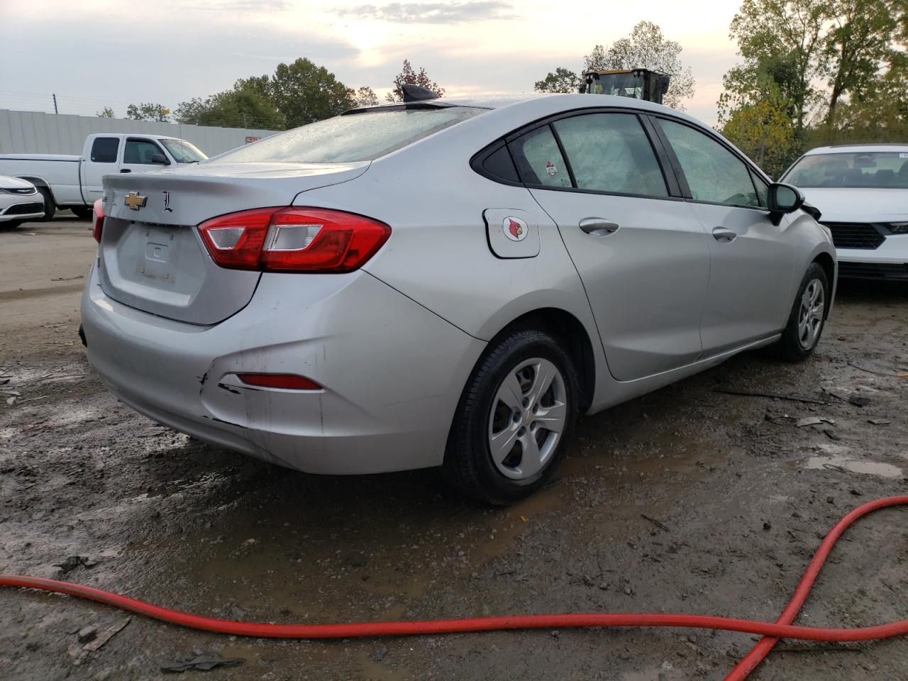 2017 Chevrolet Cruze Ls vin: 1G1BC5SM1H7215444