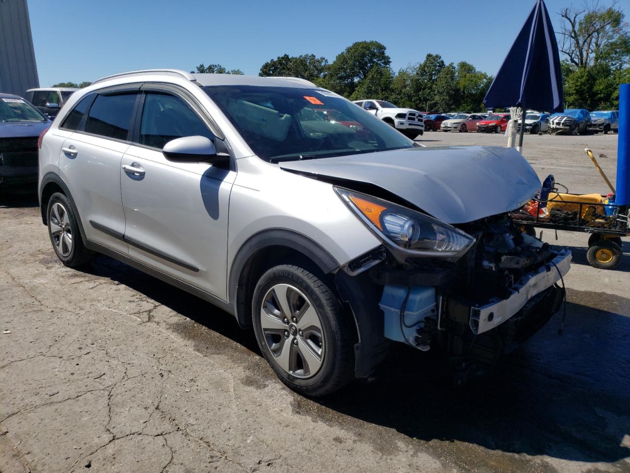 KNDCB3LC0K5218704 Kia Niro FE 4