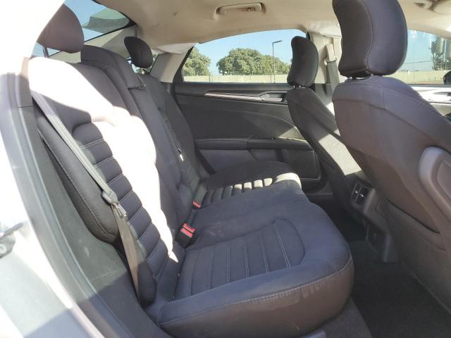 3FA6P0H76FR305931 Ford FUSION SE