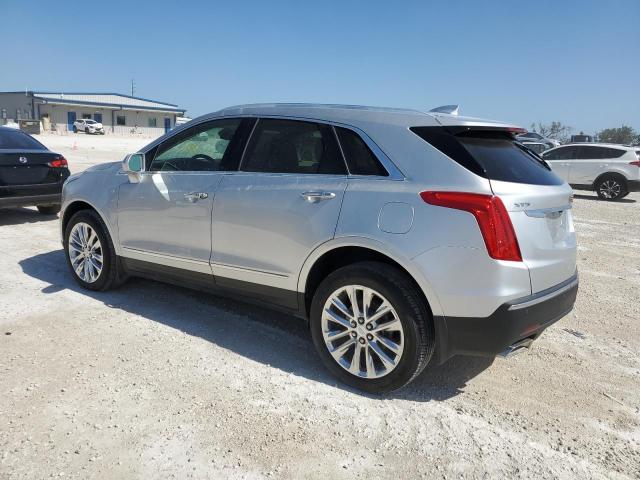 1GYKNERS6KZ239704 Cadillac XT5 PREMIU 2