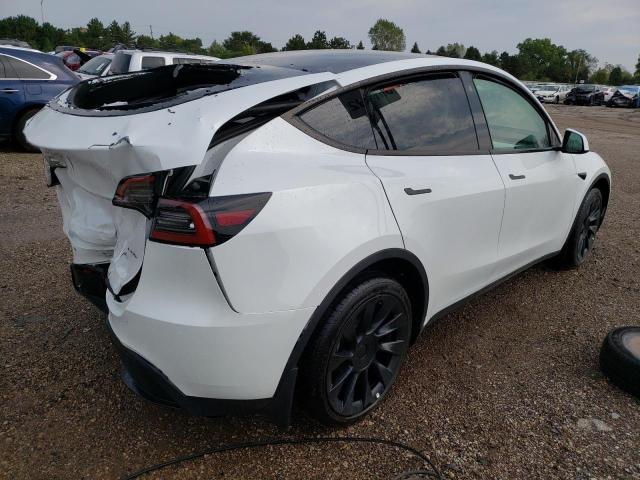 7SAYGAEE8PF696114 Tesla Model Y  3