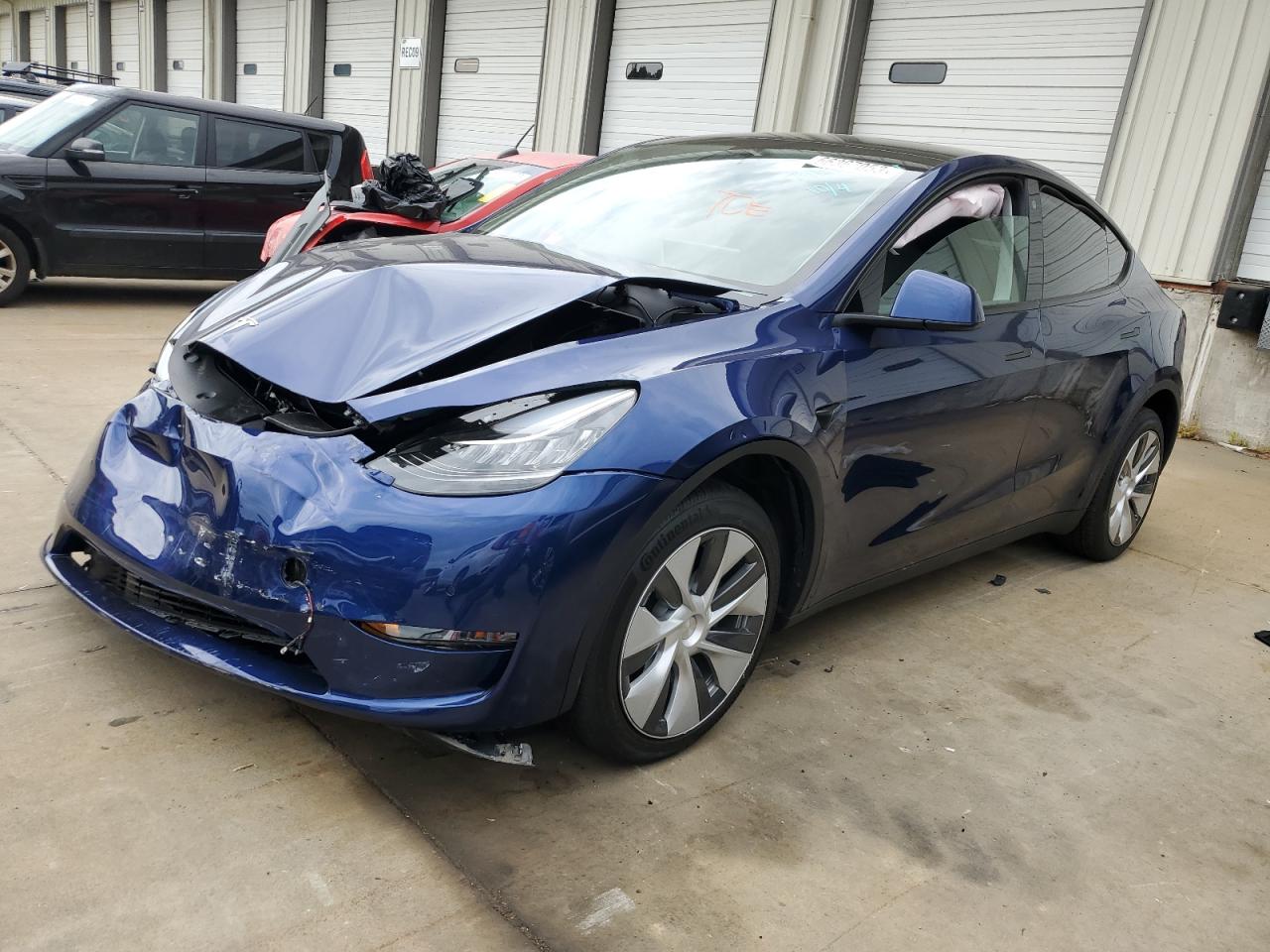 7SAYGDEE6NA017484 Tesla Model Y 