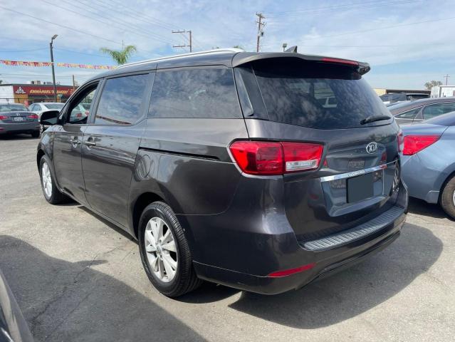 KNDMB5C13F6045663 KIA SEDONA LX