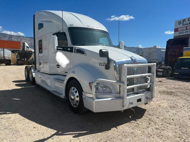 Global Auto Auctions: 2017 KENWORTH CONSTRUCTI