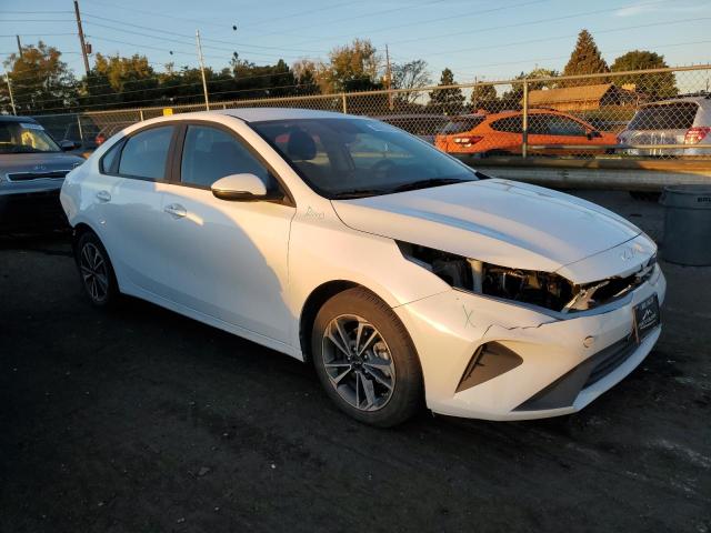3KPF24AD4PE538733 KIA FORTE LX
