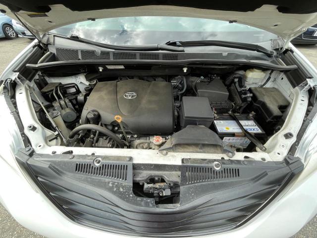 5TDZZ3DC9HS810304 Toyota SIENNA