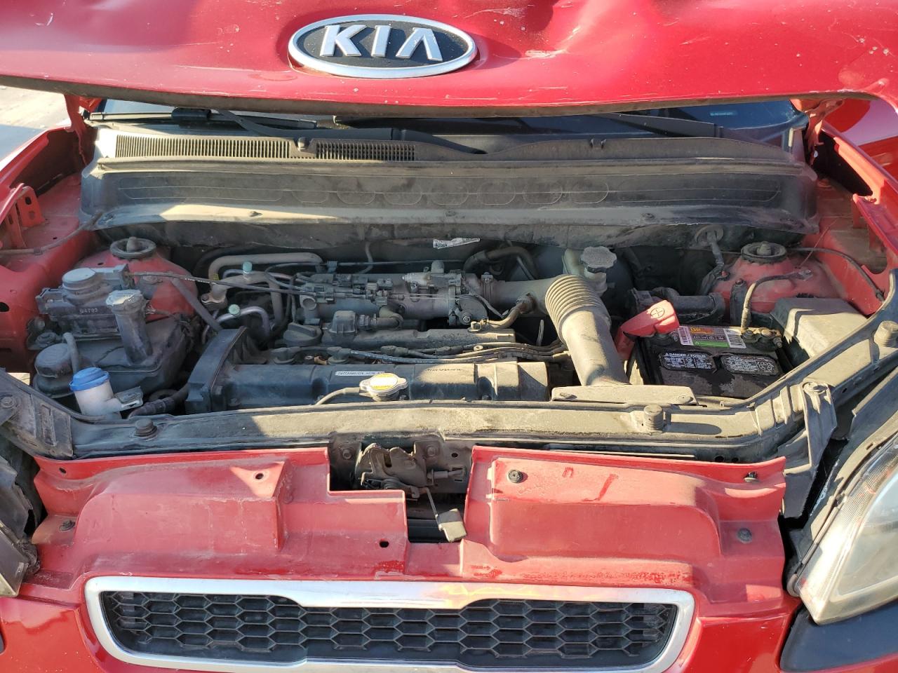 KNDJT2A24B7212675 2011 Kia Soul +