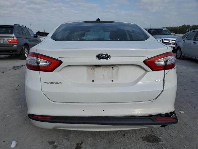 3FA6P0H76FR145498 Ford FUSION SE