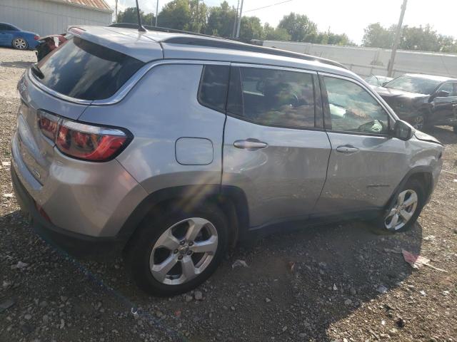 3C4NJCBB4JT458437 Jeep Compass Latitude