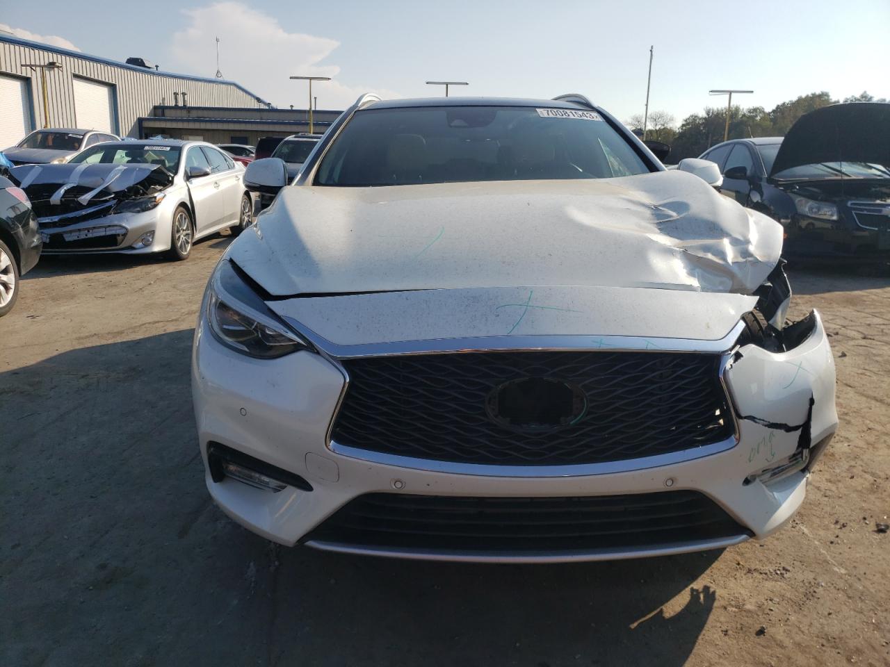 SJKCH5CP6JA049868 2018 Infiniti Qx30 Base