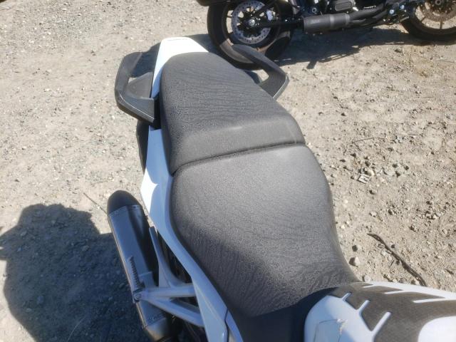 2015 HONDA VFR800 F JH2RC7950FK100058