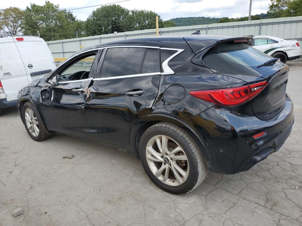 2018 Infiniti Qx30 Base vin: SJKCH5CP8JA060970