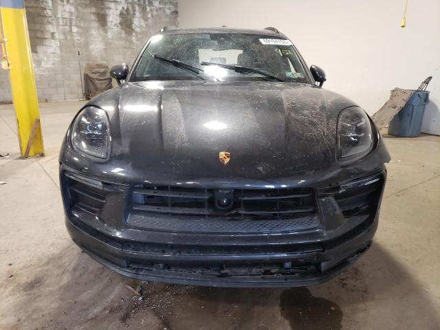 VIN WP1AA2A52NLB00385 2022 Porsche Macan no.5