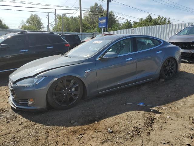 2014 Tesla Model S 