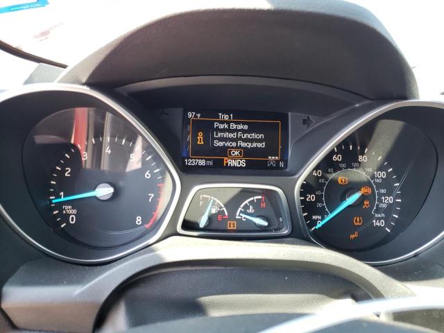 1FMCU0J96HUE93892 Ford Escape Titanium