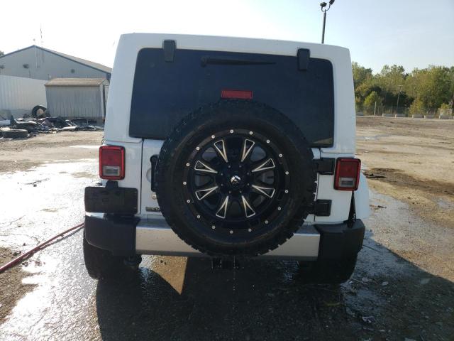 1C4BJWEG5JL824381 Jeep Wrangler Unlimited Sahara